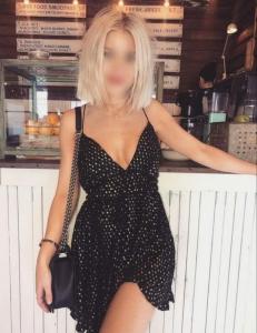 694292125: Chica busca chico en Cádiz