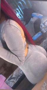 647033257: Chica busca chico en Barcelona