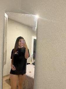 643771916: Chica busca chico en Cáceres