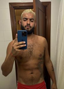 Chico busca chica en Málaga: 