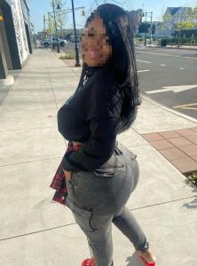 664363856: Chica busca chico en Lérida