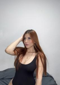 Chica busca chico en Alicante: Chica busca chico
