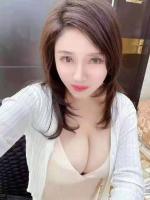 667003545: Chica busca chico en Madrid