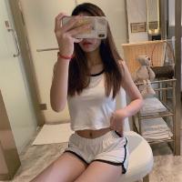 698908760: Chica busca chico en Gerona