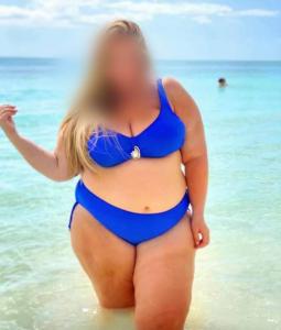 643779211: Chica busca chico en León