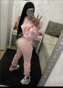 677373430: Transexual en Barcelona
