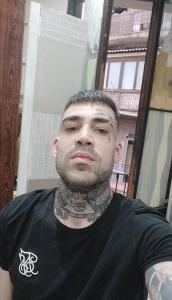 Chico busca chica en Valencia: 