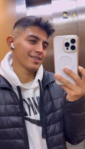 Chico busca chica en Valencia: 