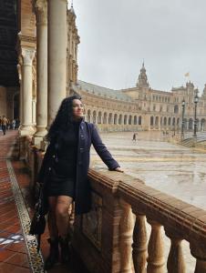 614304945: Chica busca chico en Madrid