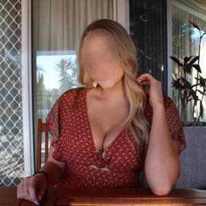685811121: Chica busca chico en Valencia