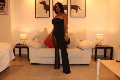 Chica busca chico en Sevilla: Chica busca chico