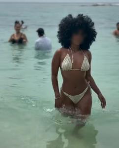 663195950: Chica busca chico en Tarragona