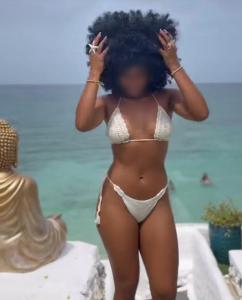 663195950: Chica busca chico en Tarragona