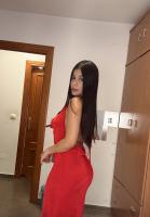 664360940: Chica busca chico en Ibiza