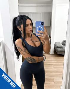 Chica busca chico en Málaga: Chica busca chico