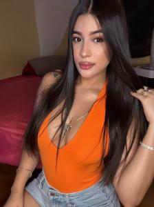 Chica busca chico en Alicante: Chica busca chico