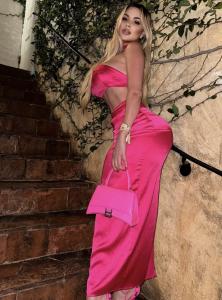 604263602: Chica busca chico en Ibiza