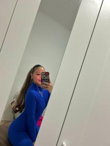 Chica busca chico en Valencia: Chica busca chico