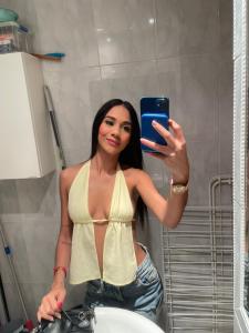 Chica busca chico en Zaragoza: Chica busca chico