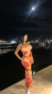 613577356: Chica busca chico en Barcelona