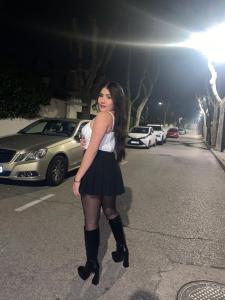 672847047: Chica busca chico en Málaga
