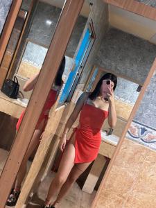 Chica busca chico en Málaga: Chica busca chico
