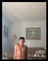 677655738: Chico busca chica en Cádiz