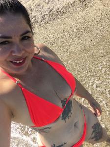 643863677: Chica busca chico en Almería