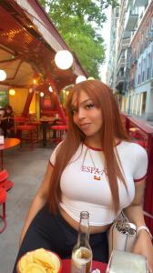 Chica busca chico en Madrid: Chica busca chico