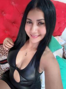 653433256: Chica busca chico en Tarragona