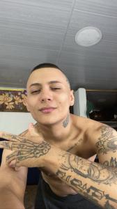 Chico busca chica en Orense: 
