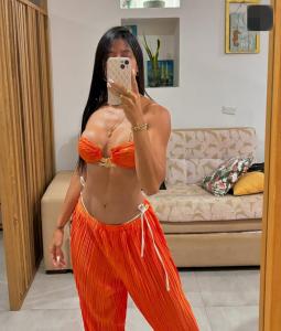 610706394: Chica busca chico en Tenerife