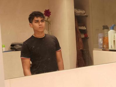 Chico busca chica en Alicante: 