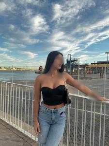 614557170: Chica busca chico en Málaga