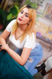 Chica busca chico en Madrid: Chica busca chico