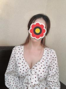 658041419: Chica busca chico en Sevilla