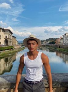 Chico busca chica en Mallorca: 