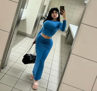 Chica busca chico en Barcelona: Chica busca chico