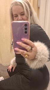 Chica busca chico en Almería: Chica busca chico