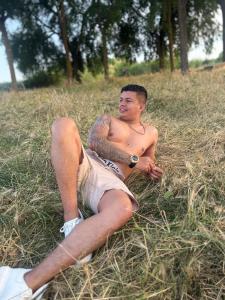 Chico busca chica en Asturias: 