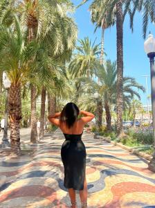 612277621: Chica busca chico en Alicante
