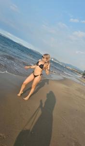 661864199: Chica busca chico en Cantabria