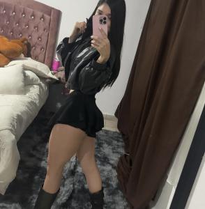 634617093: Chica busca chico en Huelva