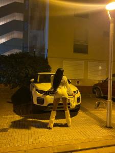 697623347: Chica busca chico en Tarragona