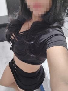 919406272: Chica busca chico en Madrid