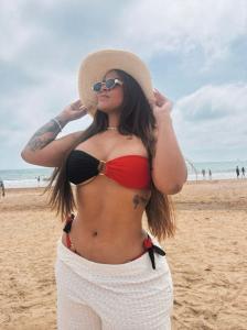 Chica busca chico en Huelva: Chica busca chico