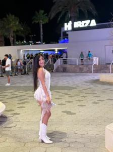 607547426: Chica busca chico en Madrid