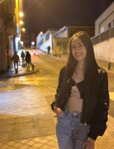 Chica busca chico en Valencia: Chica busca chico