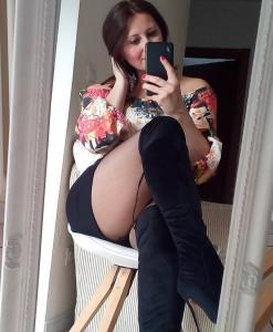 Chica busca chico en Sevilla: Chica busca chico
