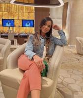 613675848: Chica busca chico en Gerona